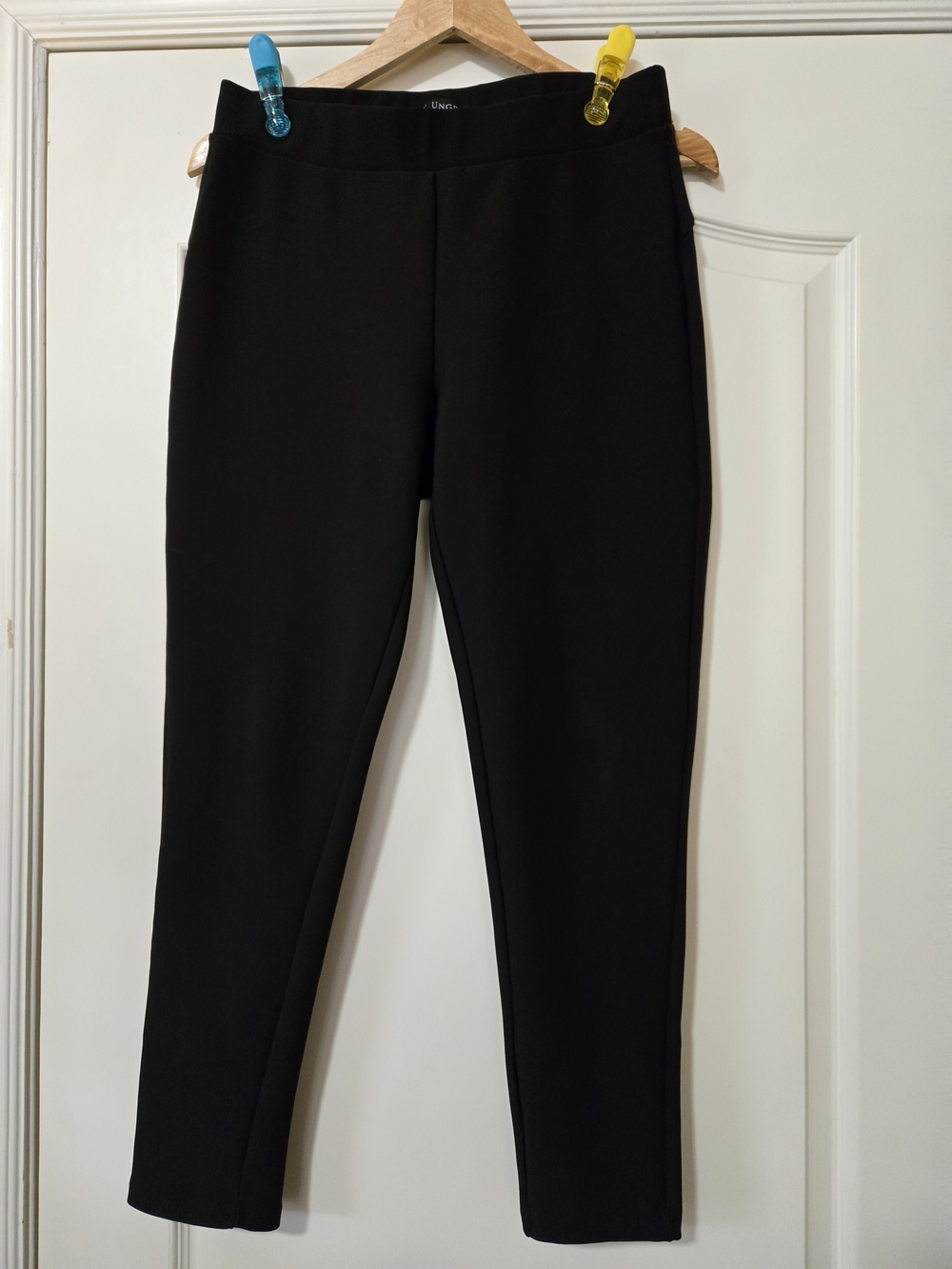 Kay Unger Black Ponte Skinny Leggings
